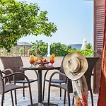 Holidays Hotel