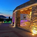 Holidays Hotel