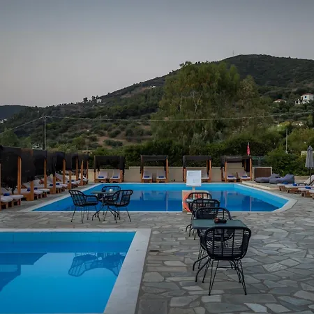 Holidays & Ξενοδοχείο