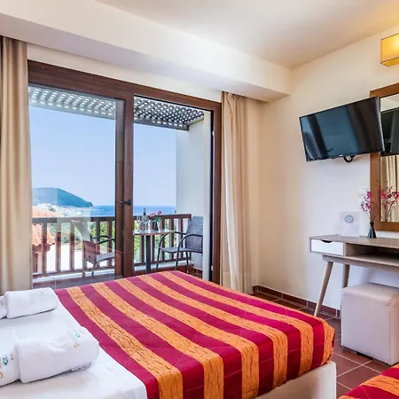 Holidays By Ghh Hotel 5*